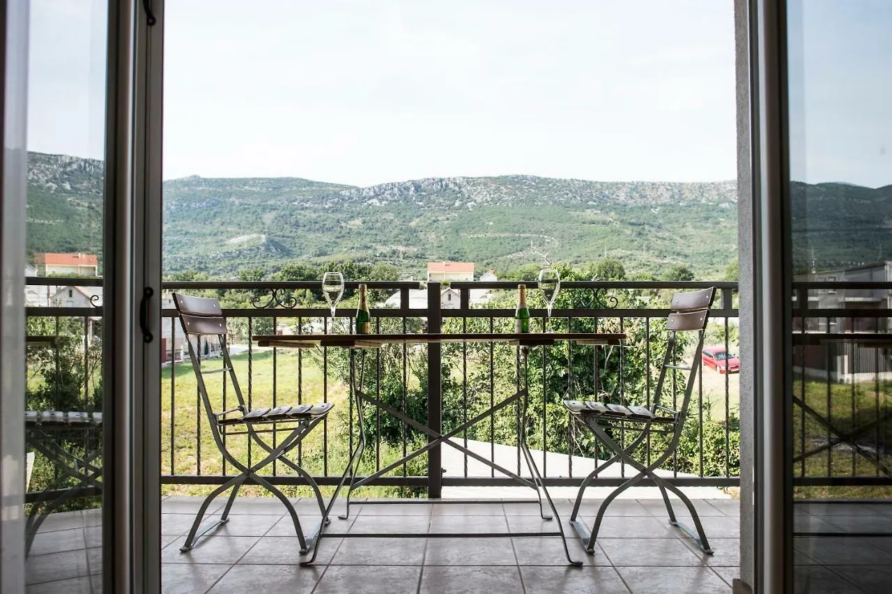 Villa Mira Kastela Croatia
